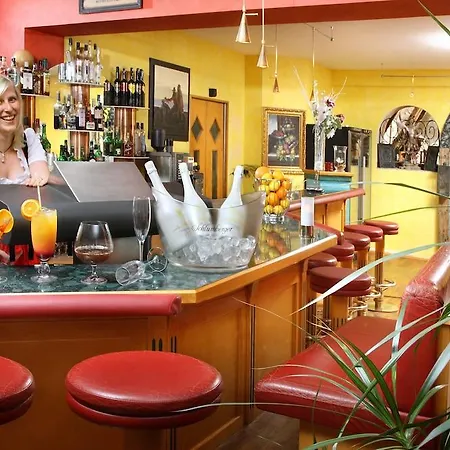 Schuetz Hotel 4*